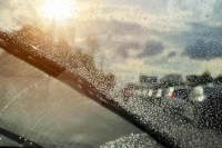 Hou het hoofd koel tijdens zware regen!