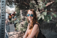 Waar moet een goede zonnebril aan voldoen?